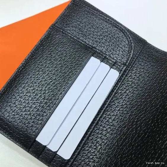 First bag ru GUCCI Off The passport Grid case 0614